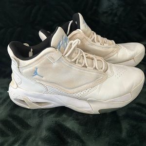 Jordan Max Aura 4 Trainers